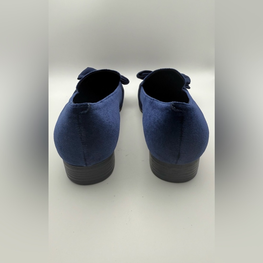 Bandolino Navy Velvet Loafers with Bow - Picture 4 of 5
